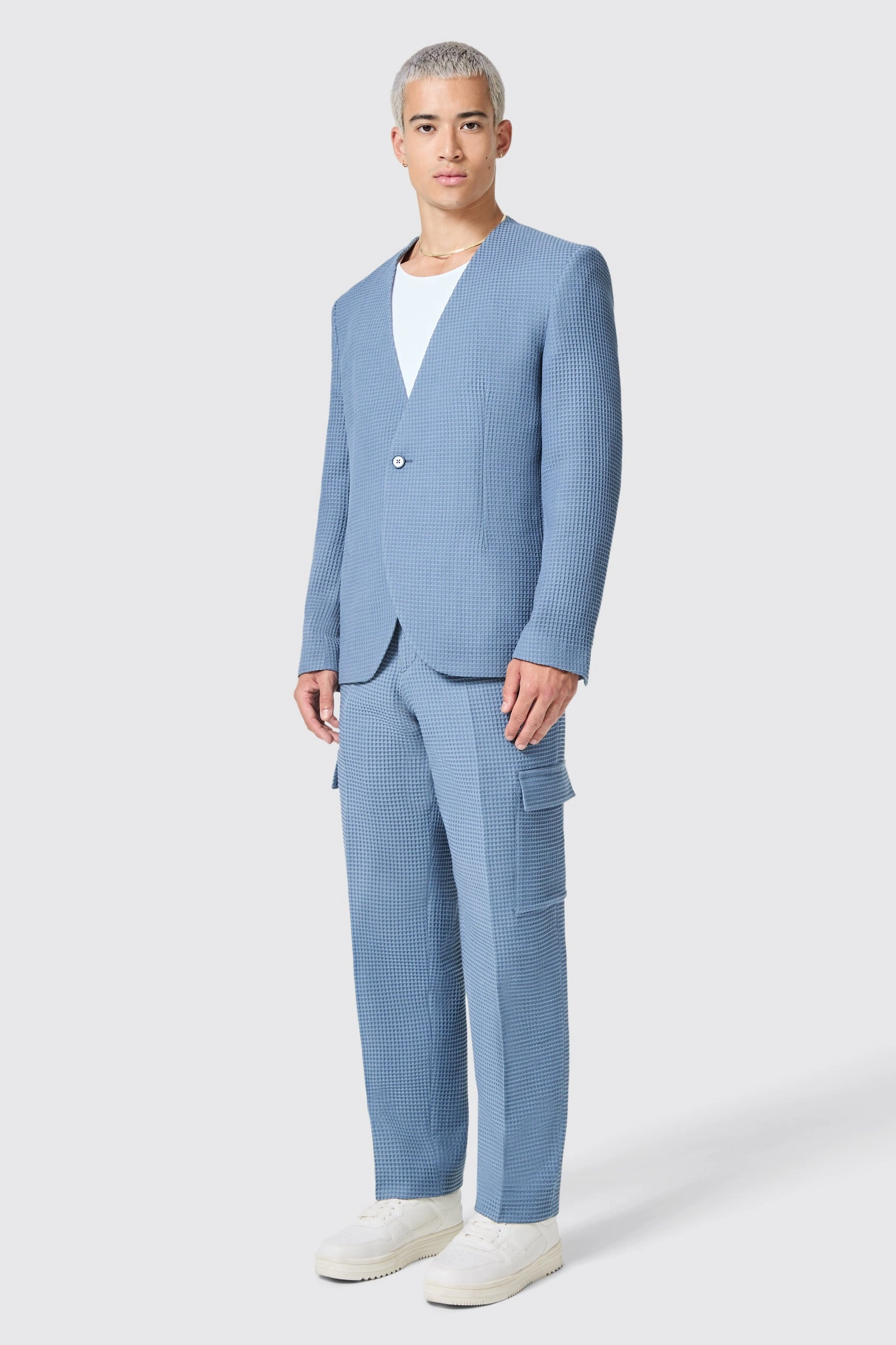 Pantalones de Algodón Waffle Gigantes Azules – Archivo: Estilo Cósmico y Cómodo.